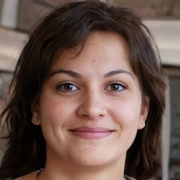 Ainhoa Salaberri, cliente de PERPAM · Persianas Pamplona